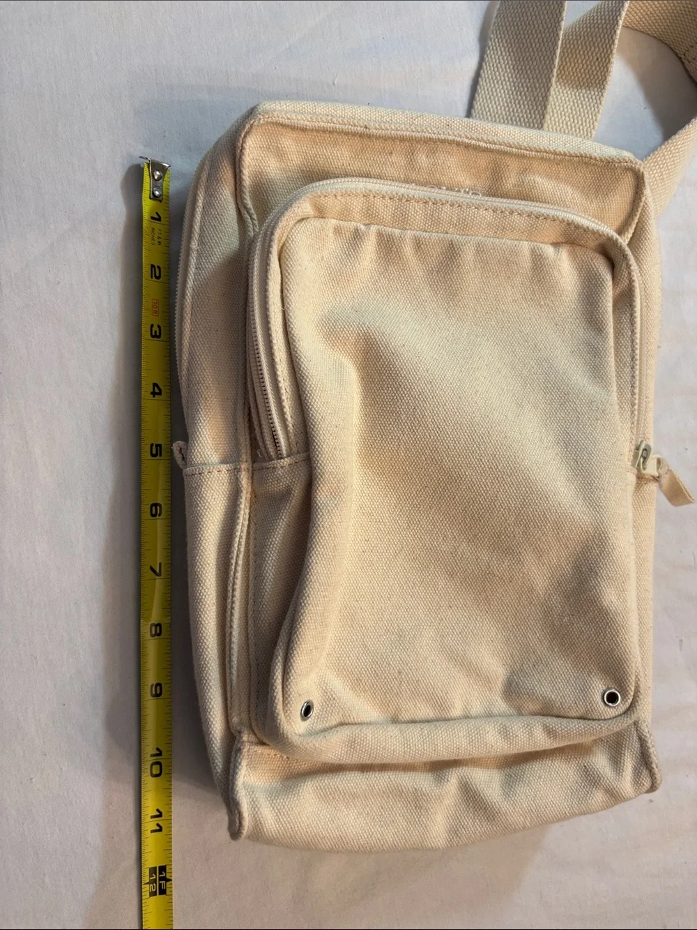 Levi's Cream Canvas Zip Sling Bag